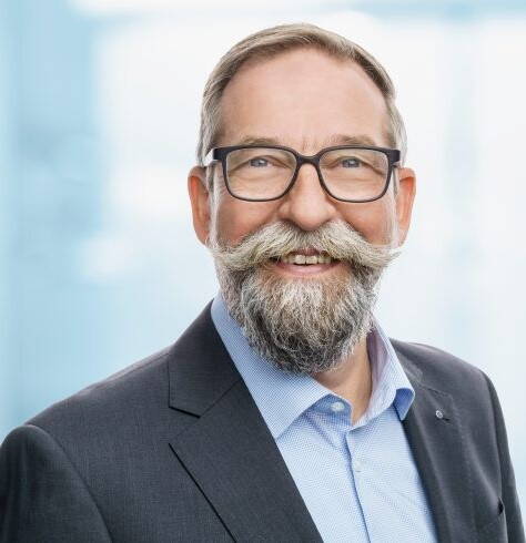 Interne Seite: Raimund Staubli leistet Unternehmen Hilfestellung bei geschäftlichen und strategischen Schwierigkeiten.